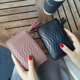 伊布雅 Короткий бумажник, ультратонкая сумка через плечо, кошелек с молнией, свежая небольшая сумка, монеты, из натуральной кожи, простой и элегантный дизайн, коллекция 2023