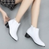 Giày xuân hè 2019 mới và giày nữ cỡ lớn 41-43 booties da rỗng Martin ủng cao để giúp giày đơn màu trắng - Giày cao gót