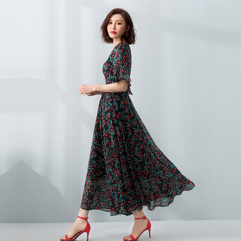 樱桃碎花雪纺女夏2020新款气质长裙 美妃雅连衣裙