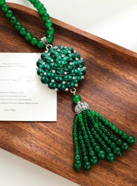 新中式国风旗袍复古百搭绿色项链轻奢高级感毛衣链女串珠挂件配饰