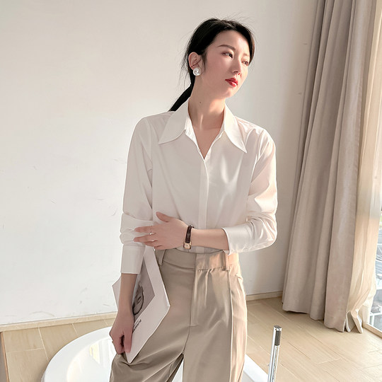 高级感白色衬衫女气质通勤职业抗皱轻奢正装2025秋季长袖正肩衬衣