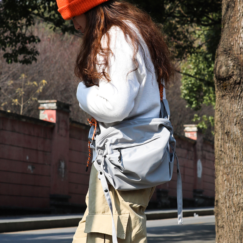 凡语者饺子包百搭斜挎包女学生高级质感大容量小众单肩背包男包包