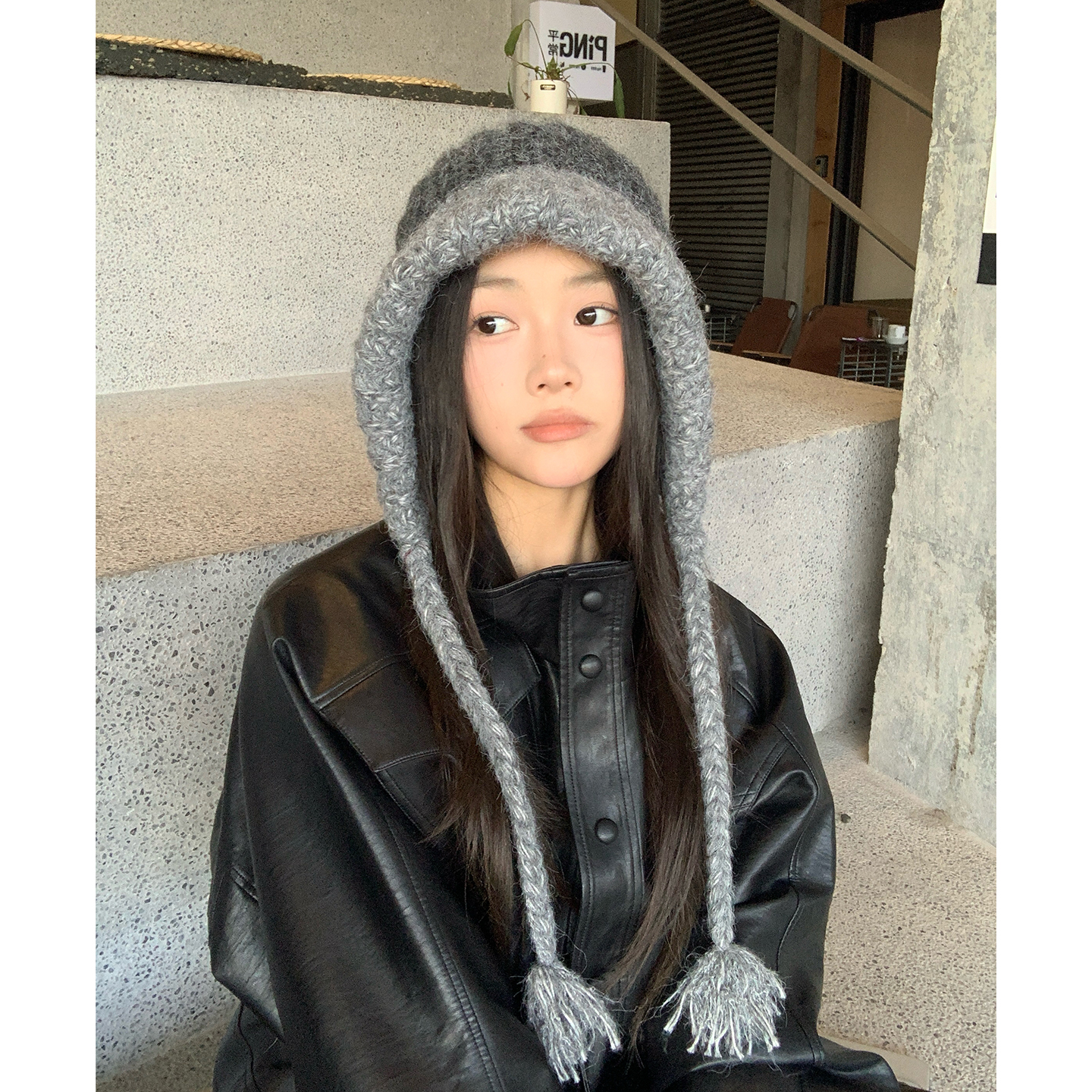 大头围针织帽子女冬季保暖雷锋帽骑行护耳毛线帽辫子巴拉克拉法帽 - 图3