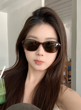 时尚高级感轻小窄框开车防晒墨镜