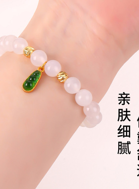 久戴常新耐磨沙金嵌锆石福豆吊坠