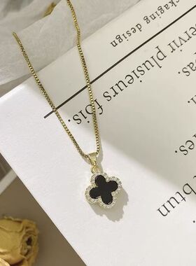新款简约四叶草项链女气质性感颈链网红幸运草毛衣链锁骨链不掉色