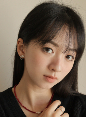 通体925银简约时髦蝴蝶结耳钉女
