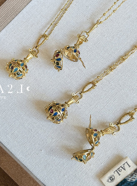 现货LA2L法国珐琅彩色碧玺宝盒长款毛衣链项链纯手工雕刻POUR TOI