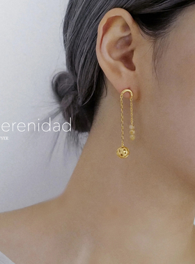 新款La Serenidad · Monogram 001铃兰果耳环黑玛瑙串珠编织圆球