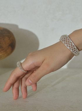 官方授权SOFT ROOM钩针镂空月牙窄版戒指网格纹高级小众25FW