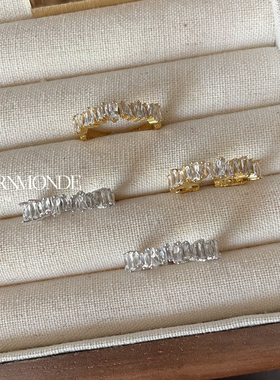 Adornmonde长条水晶镶嵌开口戒指