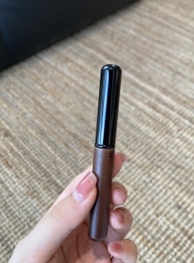 网红带盖唇刷！专业唇刷口红刷晕染刷方便便携遮瑕刷圆头刷