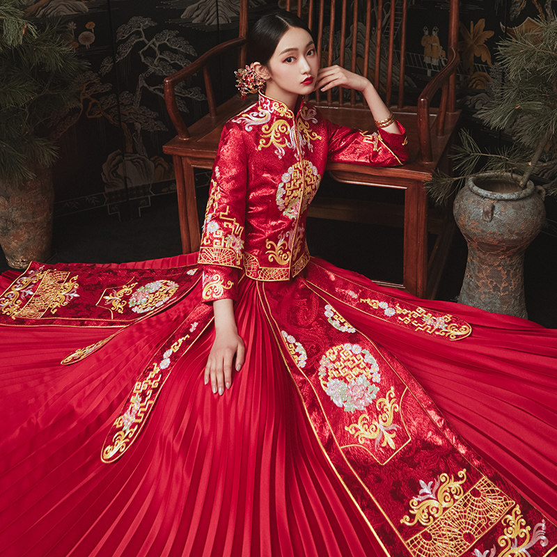 秀禾服2022新款结婚礼服新娘秀婚纱 花作衣旗袍