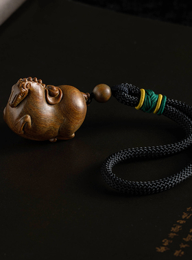 天然绿檀木实木雕刻生肖马上有钱摆件文玩手把件家居装饰品工艺品