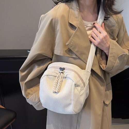 灯芯绒小布包包女2026新款小众轻便单肩斜挎包百搭通勤休闲贝壳包 - 图0