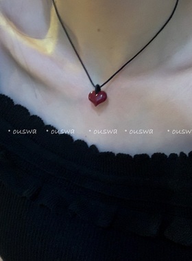 原创红苹果小众设计感爱心吊坠