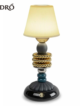 Lladro/雅致无线台灯卧室书房小夜灯照明桌面高档装饰灯欧式瓷器