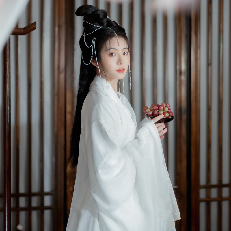 霜雪原创神明少女裙仙气飘逸汉服 泛莎汉服