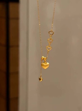 复古拉丝金色爱心流苏项链高级感