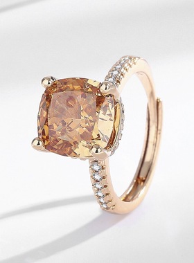 2025蛇年热销大方糖活口冰花切戒指轻奢香槟金色微镶锆石送女