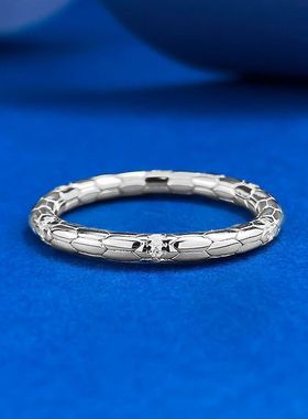 辉之翼新款 2025新款S925银色灵蛇衔尾蛇极简轻奢百搭款素圈指环