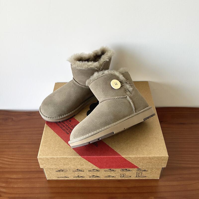 河南桑坡真皮纯羊毛羊皮毛一体木扣雪地靴女冬季短筒短靴防滑加厚 - 图0