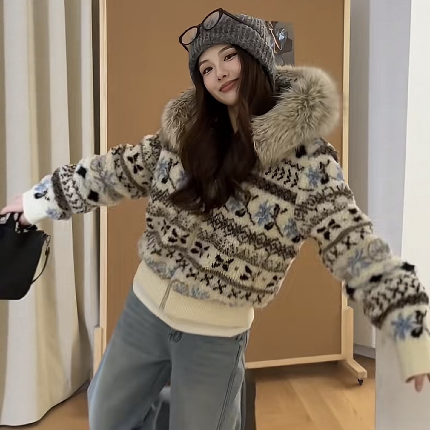 今年流行费尔岛风提花连帽毛领短外套女装冬季时尚超好看加棉上衣,淘宝优惠券,粉丝福利购,淘宝优惠卷