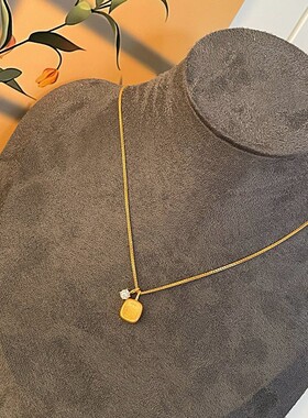 中古风拉丝金色小方糖项链女简约