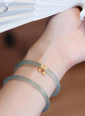 2026天青色叮当镯镂空如意铃铛款女 玉髓玛瑙手镯 文艺复古玉镯中