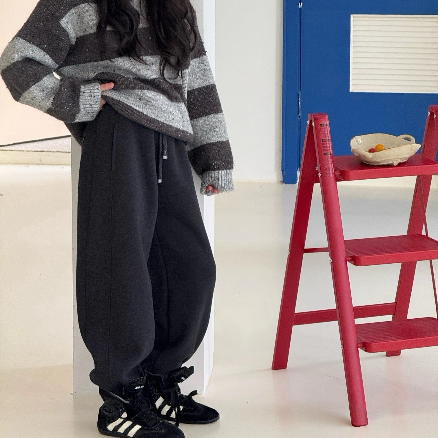 YL 880382 刺绣字母一体绒运动裤,淘宝优惠券,粉丝福利购,淘宝优惠卷