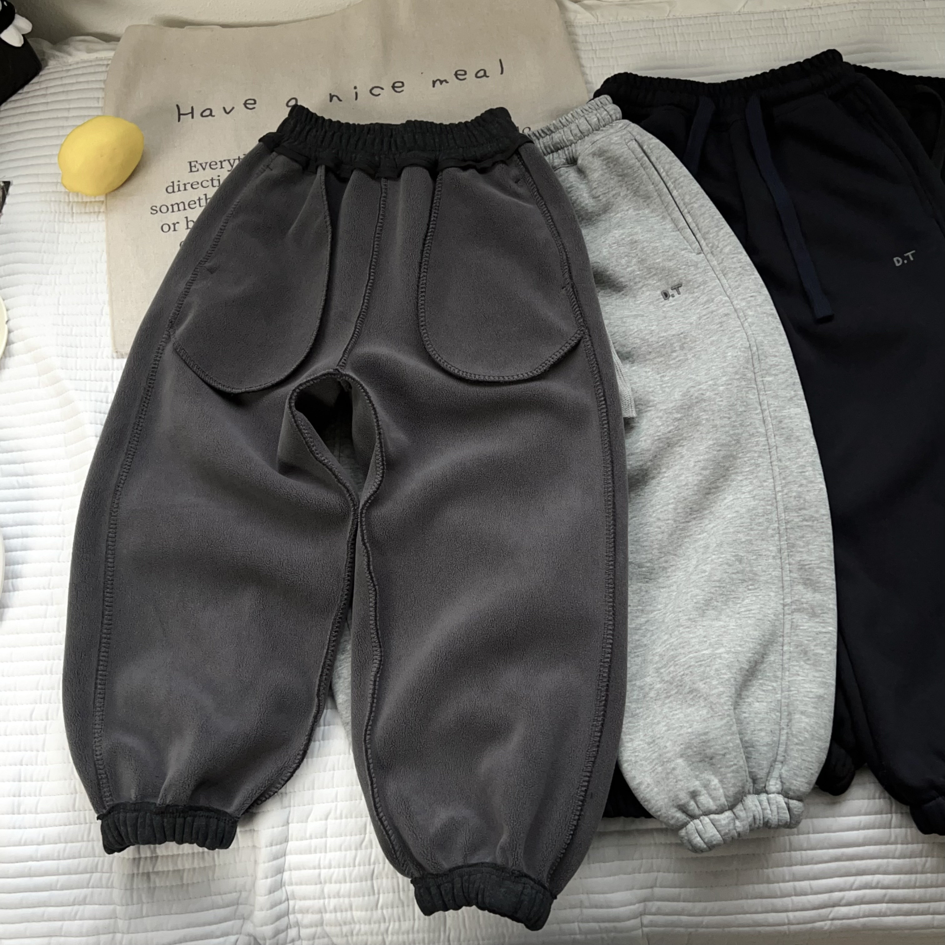 YL 880382 刺绣字母一体绒运动裤,淘宝优惠券,粉丝福利购,淘宝优惠卷