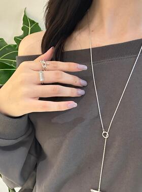 YI Collection 925纯银 反镶红宝石T字套索 简约戒指