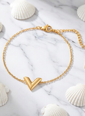 夏季海滩金色V字母不掉色锁骨链