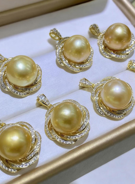 12-13mm金色花环款吊坠DZB302