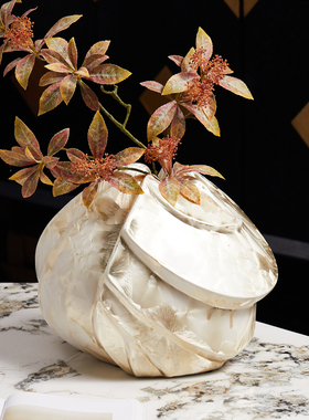 高级感陶瓷花瓶舞者人物雕塑组合