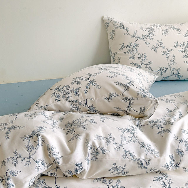 French Xiaoxiangfeng Cotton Four-piece Bedding Kit
