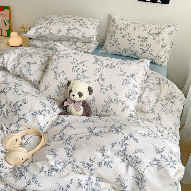 French Xiaoxiangfeng Cotton Four-piece Bedding Kit
