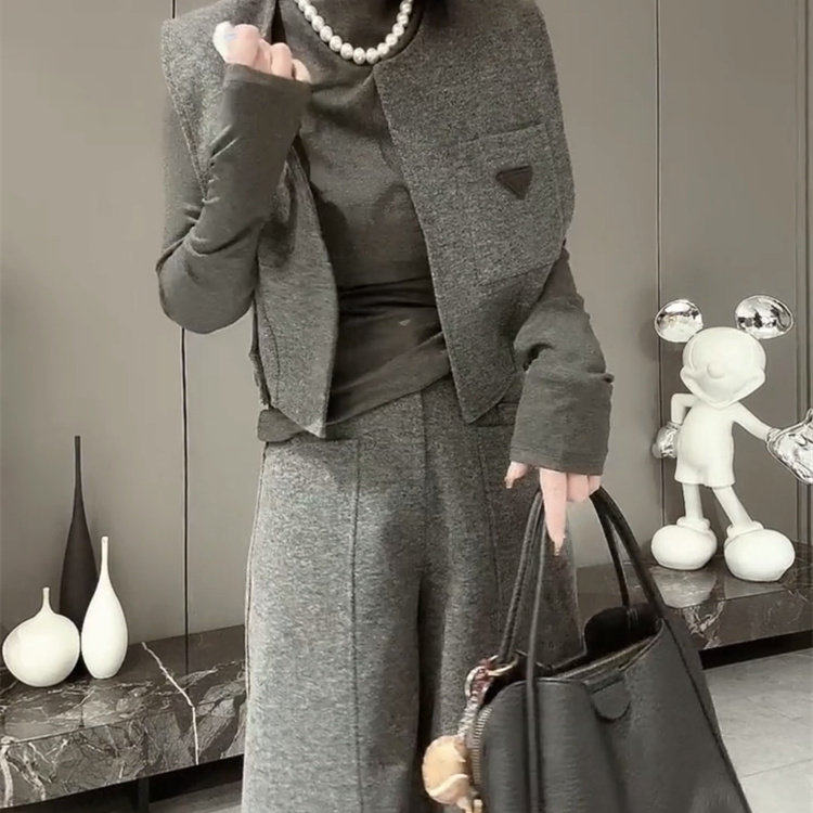 2026春季网红爆款时尚三件套女高级感毛呢马甲+高领打底衫+阔腿裤,淘宝优惠券,粉丝福利购,淘宝优惠卷