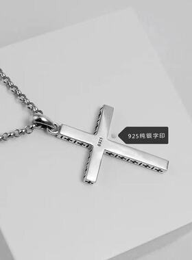 新款十字架吊坠男女士黑色嘻哈项链学生时尚潮藏银复古个性毛衣链
