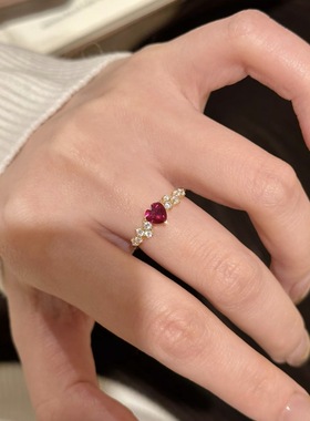 红色宝石爱心形闪钻戒指女士本命年个性高级感精致食指戒新年礼物