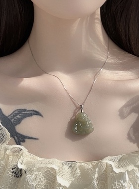 和田玉s925纯银精雕笑面佛项链