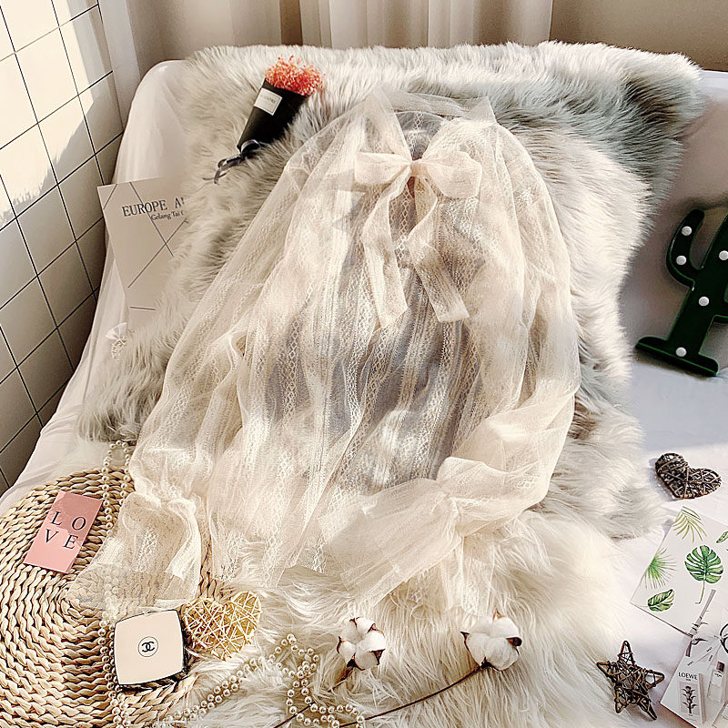 蕾丝韩版秋季很仙的内搭长袖打底衫 茵蔚蕾丝衫/雪纺衫