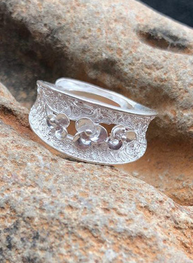 大银家民族风花丝拉丝工艺足银三连花累丝戒指男女情侣镀金工艺