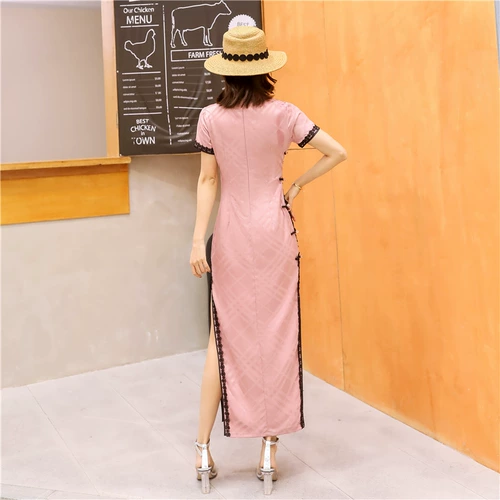 Легкое длинное ретро сексуальное элегантное ципао, светлый стиль, коллекция 2021, с акцентом на бедрах