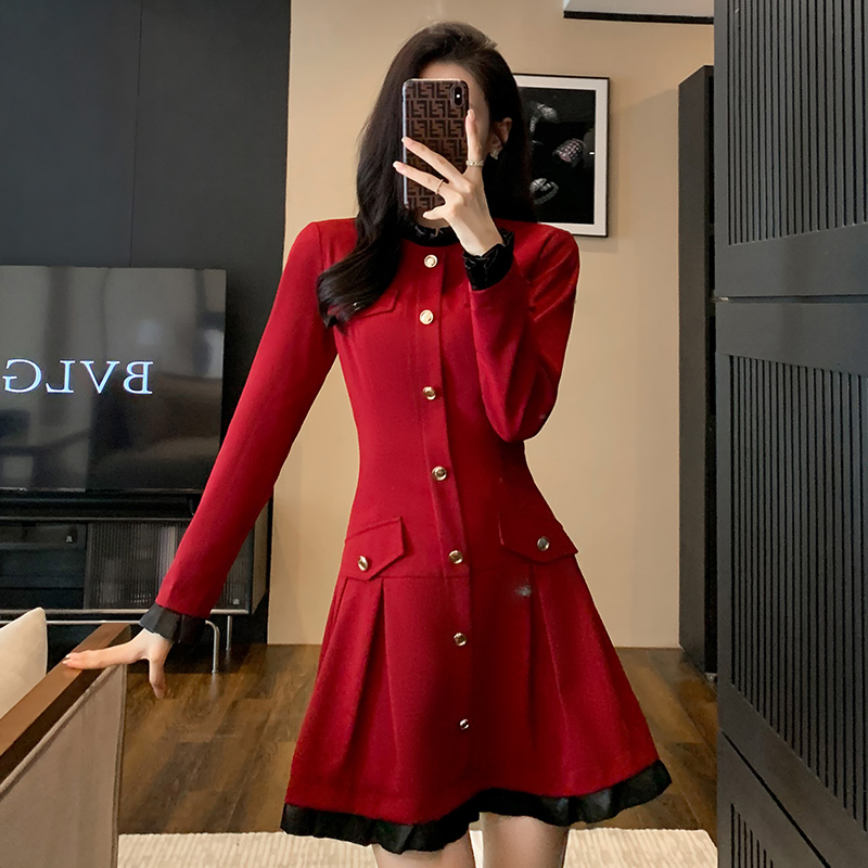 法式小香风红色洋气减龄连衣裙女装秋季2023新款收腰显瘦气质裙子