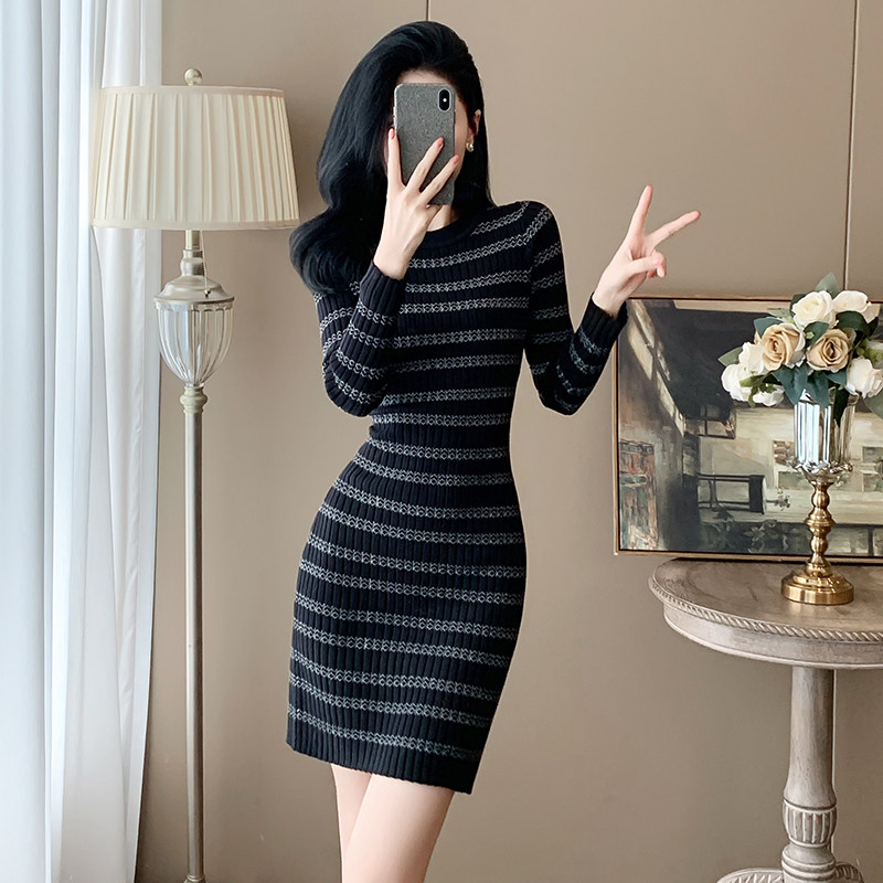 针织内搭毛衣连衣裙女秋冬小个子圆领条纹修身显瘦短款包臀打底裙,淘宝优惠券,粉丝福利购,淘宝优惠卷