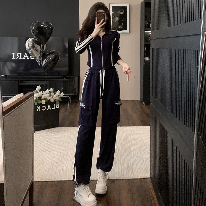 高级感洋气休闲运动风套装女秋季新款韩式短款阔腿裤两件套潮,淘宝优惠券,粉丝福利购,淘宝优惠卷