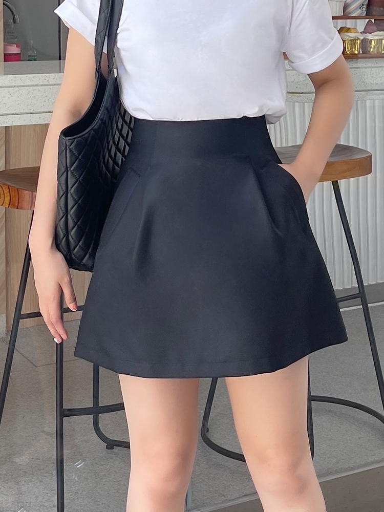 白色半身裙女夏高级感大码胖mm高腰显瘦遮肚a字伞裙西装花苞短裙