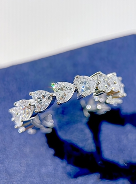 女银白金百搭高级感桃心形钻戒指