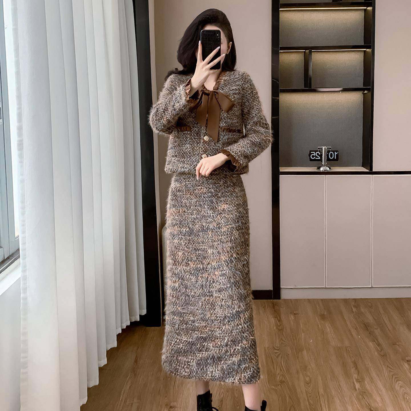 小香风毛呢套装女2025秋冬新款法式轻奢名媛千金外套半身裙两件套,淘宝优惠券,粉丝福利购,淘宝优惠卷